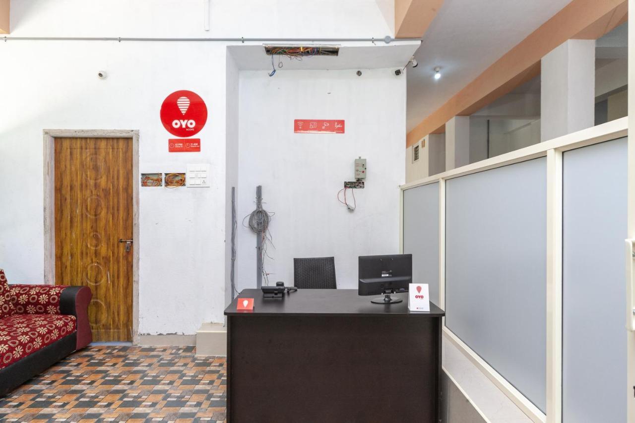 Oyo 19663 Greenways Residential Homestay Purnankuppam Exterior photo